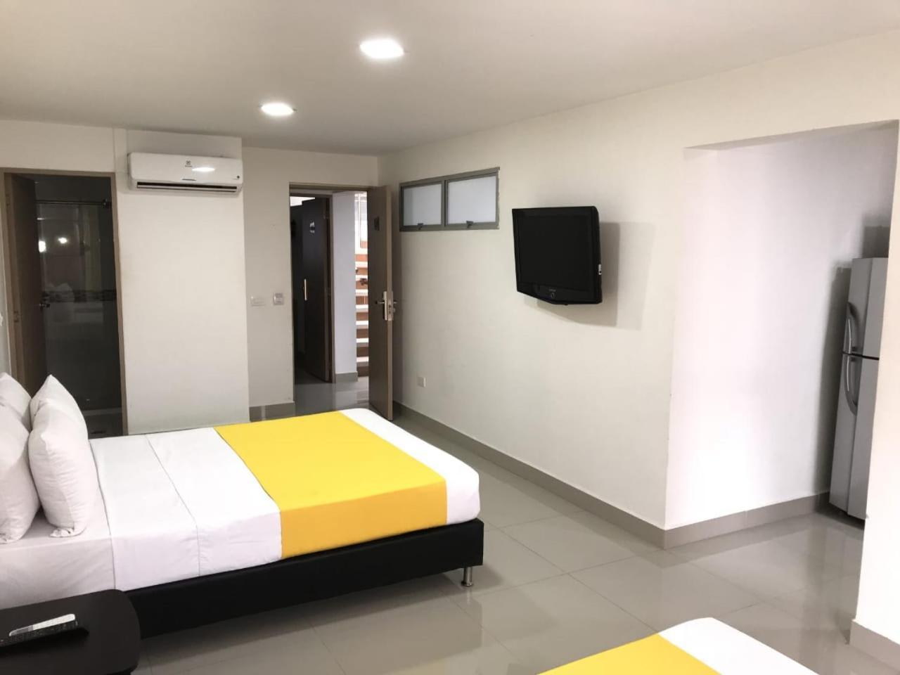 Apartaestudios Laureles Medellin Exterior photo